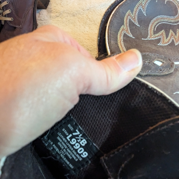 Justin Boots 7.5 leather upper - Picture 5 of 7